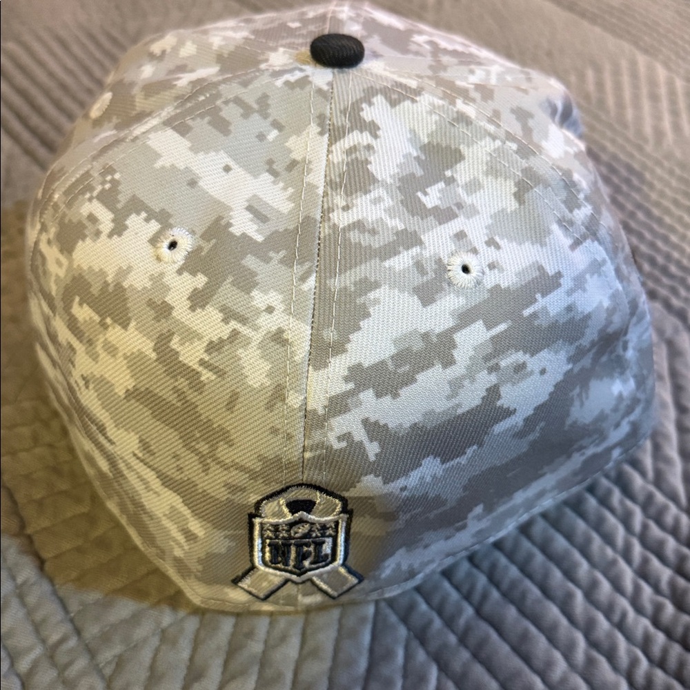 New England Patriots Salute to Service never worn- fitted 7 1/2 baseball cap - Picture 7 of 15